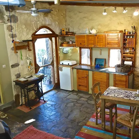 Vakantiehuis Wellanidia Skoutari